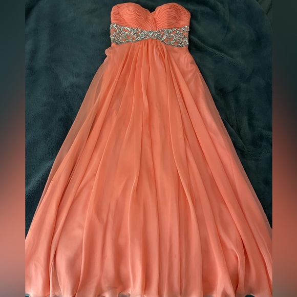 Peach Orange Long Grown Size S - Picture 2 of 6